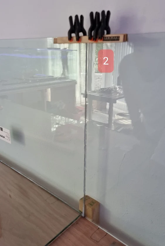 Sektion 2/3 (2200 l) limmas ihop (2)